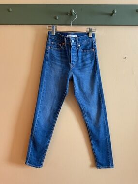 Levi's Wedgie Skinny Dark Blue Denim Jeans 24/27